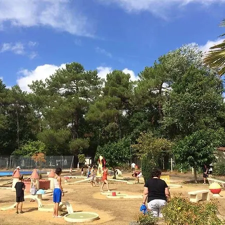Vacancesocamping Les Biches Kamp alanı 5*